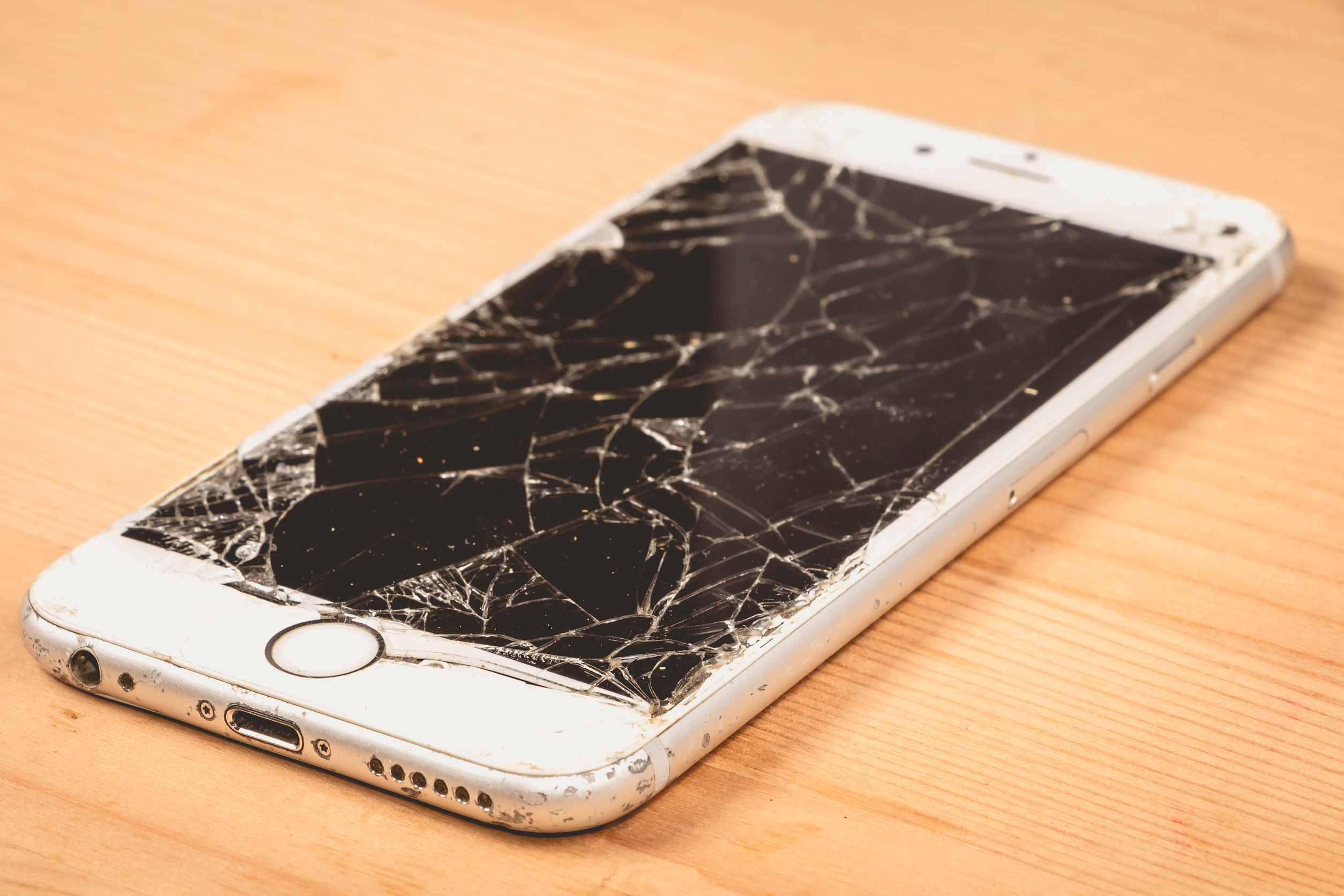 reparar la pantalla del iPhone 6